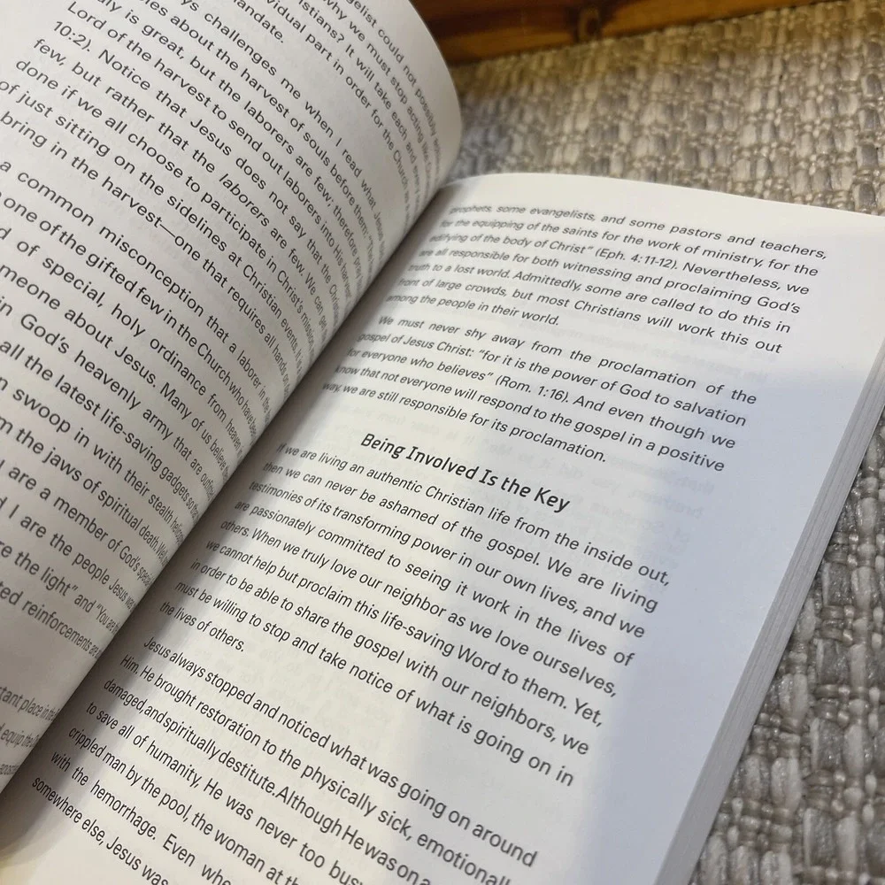 The Core Issue Authentic Living Christian‎ Living Paperback by Christine Caine